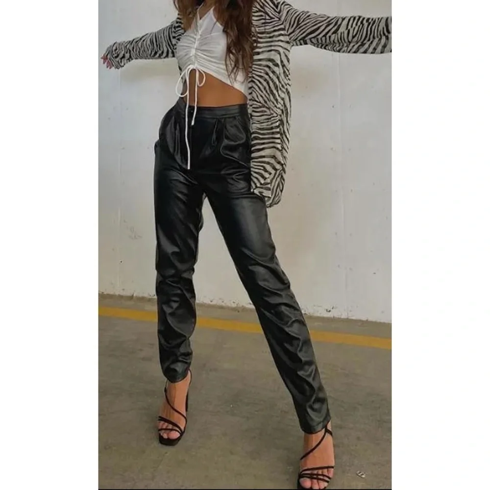 💖Princess Polly Love Club Pants💖 - Picture 1 of 8